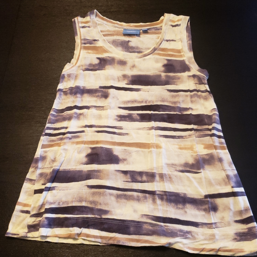Vera Wang tank top